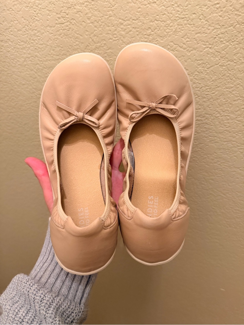 Groundies Ruby Ballet Flat size 40